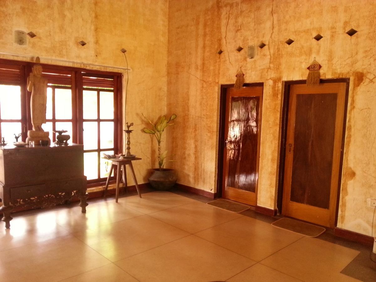 Saubagya Inn Anuradhapura Buitenkant foto