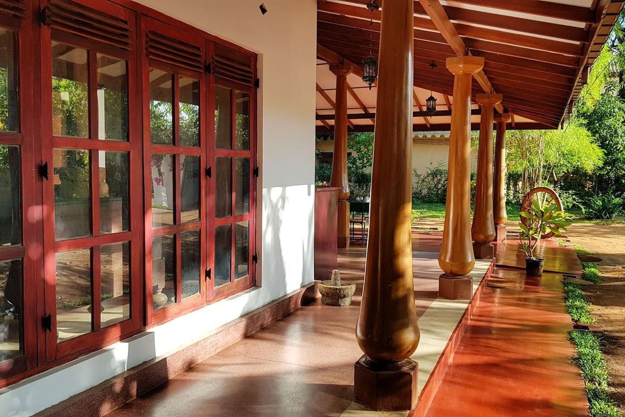 Saubagya Inn Anuradhapura Buitenkant foto