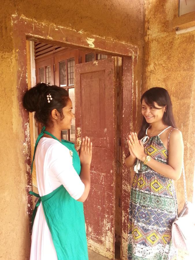 Saubagya Inn Anuradhapura Buitenkant foto