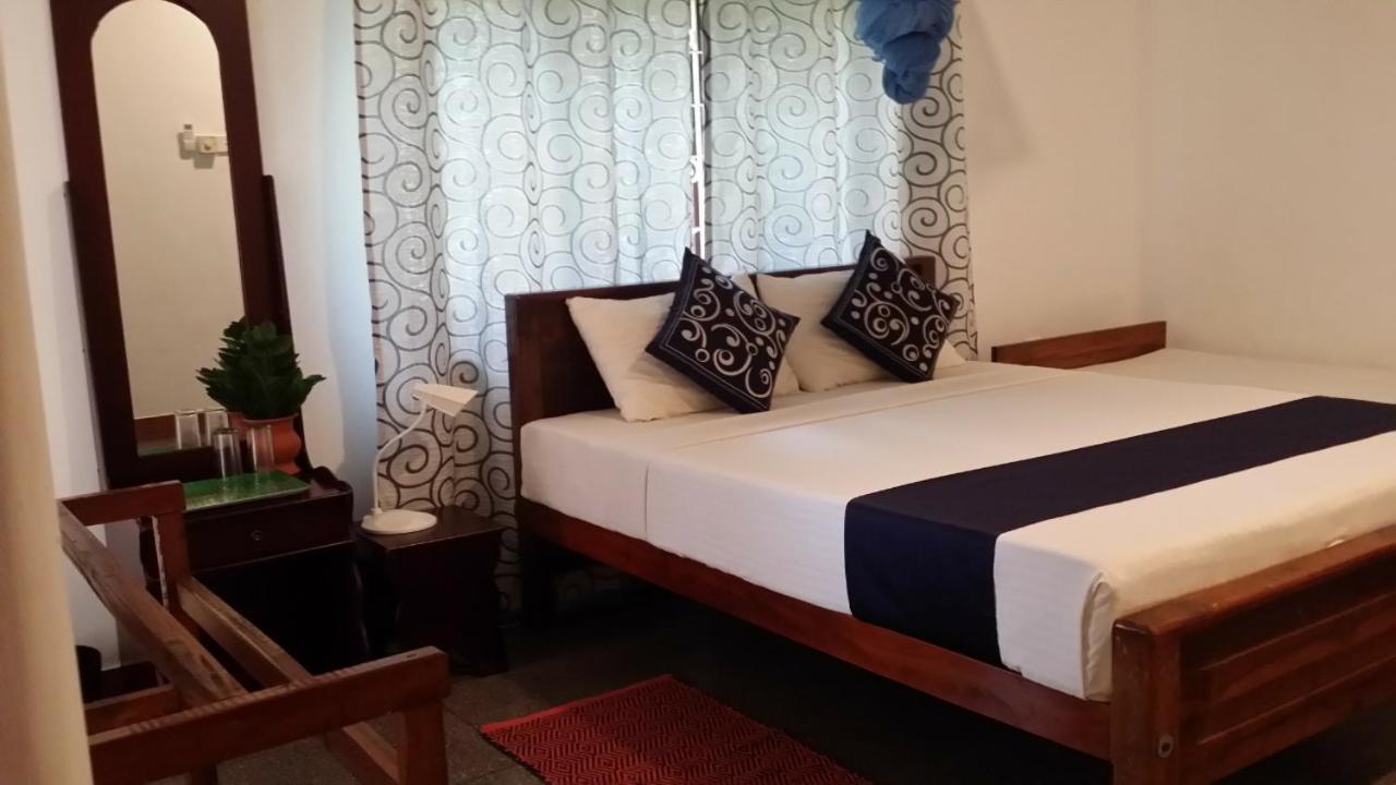 Saubagya Inn Anuradhapura Buitenkant foto